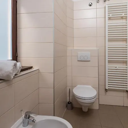 Old Market & Guest house 3*