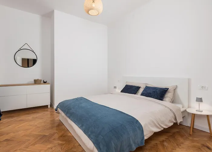 Old Market & 3* Rijeka